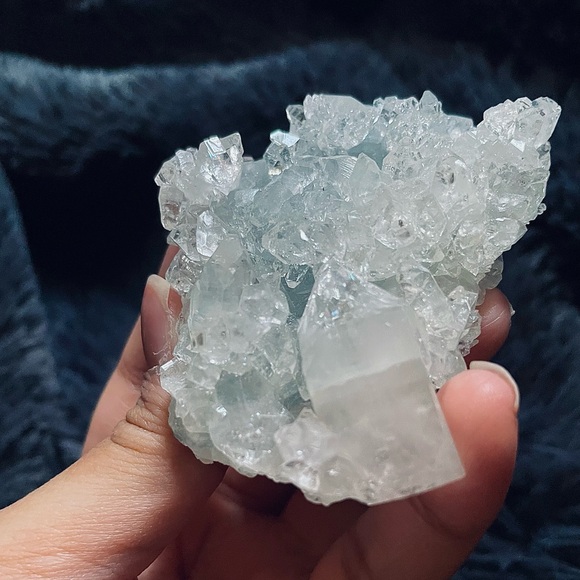 Diamond Apophyllite Cluster - Picture 3 of 14